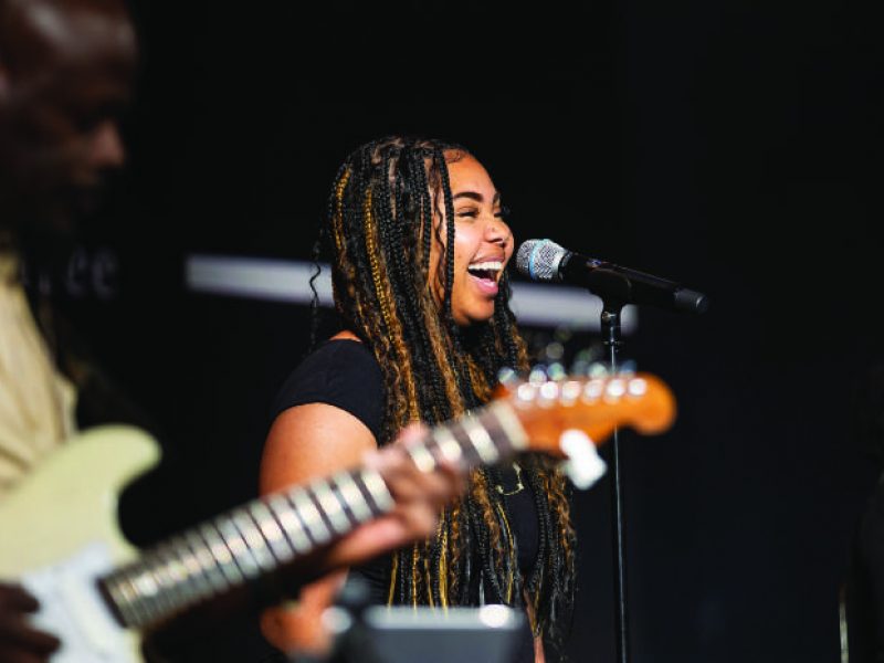 worship-leader-smiling